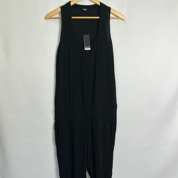 Monrow Revolve sleeveless zip crepe jogger jumpsuit in Neptune NWT - Picture 2 of 12